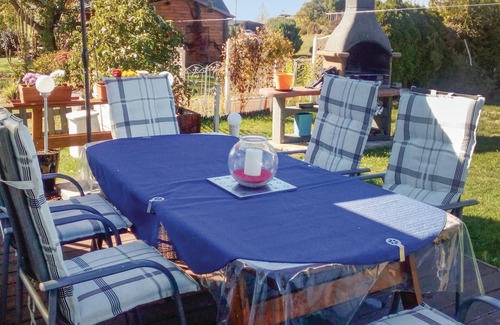 Karlshausen Apartment | 2 bedroom accommodation in Karlshausen