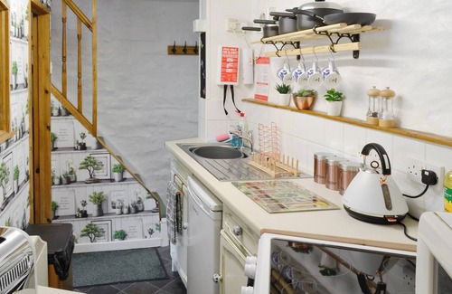 Dolwyddelan Cottage | 2 bedroom accommodation in Dolwyddelan, near Betws-y-Coed