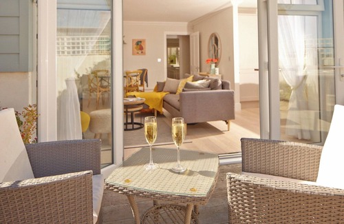 Freshwater Cottage | 2 bedroom accommodation in Freshwater, Colwell Bay