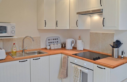 Glastonbury Cottage | 2 bedroom accommodation in West Pennard, near Glastonbury