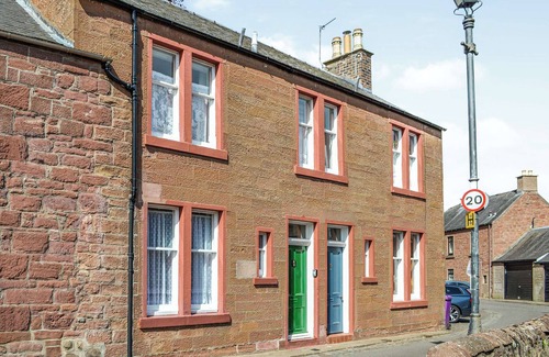 Kirriemuir Cottage | 2 bedroom accommodation in Kirriemuir