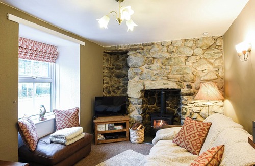 Llwyngwril Cottage | 2 bedroom accommodation in Llwyngwril, near Barmouth