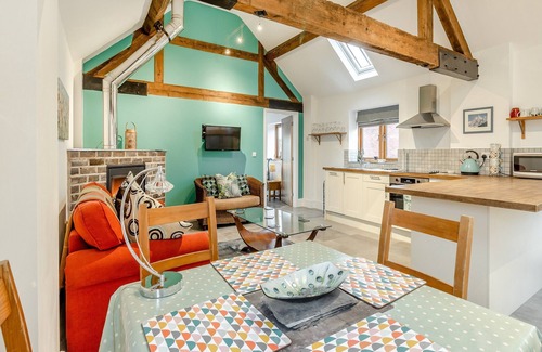 Loppington Cottage | 2 bedroom accommodation in Northwood, near Ellesmere