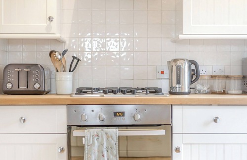 Pontesbury Cottage | 2 bedroom accommodation in Arscott, near Shrewsbury