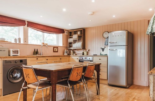 Rye Foreign Cottage | 2 bedroom accommodation in Rye Foreign, near Rye