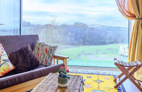 Ammanford Cottage | 2 bedroom accommodation in Tairgwaith