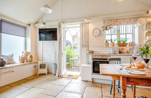 Little Walsingham Cottage | 2 bedroom accommodation in Walsingham, Wells-next-the-Sea