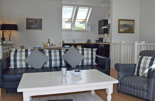 Fearnan Cottage | 2 bedroom accommodation in Fearnan, near Aberfeldy