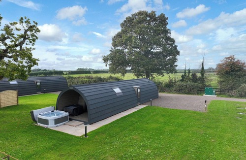 Blackford Cottage | 2 bedroom accommodation in North Barrow, near Yeovil