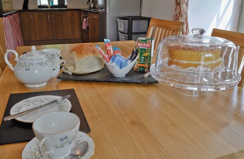 Eglwysbach Cottage | 2 bedroom accommodation in Eglwysbach, near Conwy