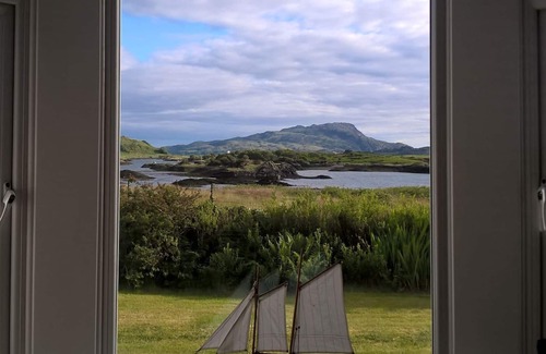 Isle of Luing Cottage | 2 bedroom accommodation in Cullipool