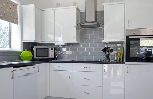 Driffield Cottage | 2 bedroom accommodation in North Frodingham, near Driffield