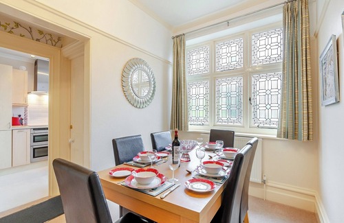 Eastbourne Cottage | 2 bedroom accommodation in Eastbourne