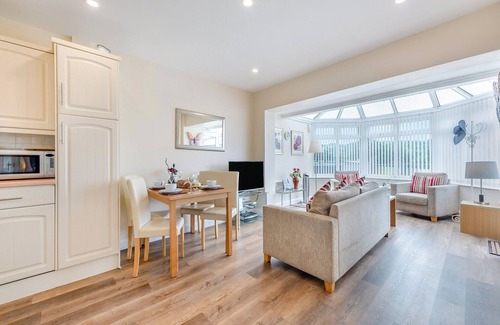 Felinfach Cottage | 2 bedroom accommodation in Ciliau Aeron, near Aberaeron