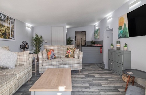 Wickhambrook Cabin | 2 bedroom accommodation in Wickhambrook, near Newmarket