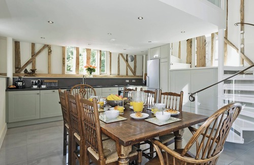 Pattiswick Cottage | 2 bedroom accommodation in Coggeshall, near Braintree
