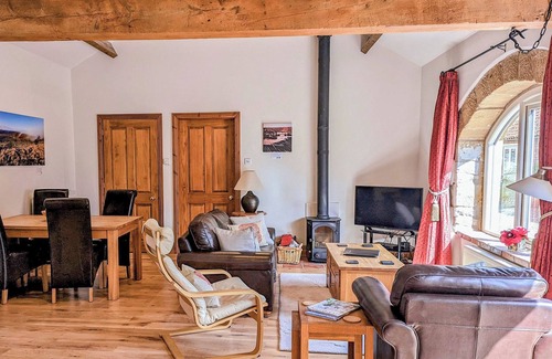 Wrelton Cottage | 2 bedroom accommodation in Wrelton, near Pickering
