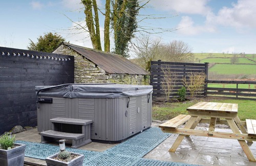 Llanwrda Cottage | 2 bedroom accommodation in Pumpsaint