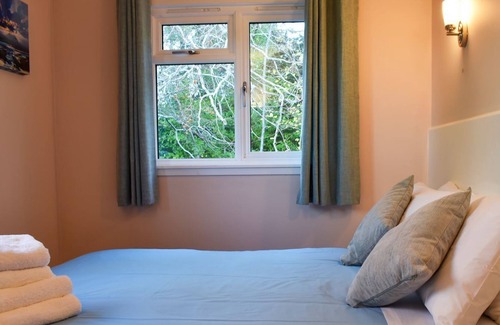 Scaniport Cottage | 2 bedroom accommodation in Kirkhill, near Beauly