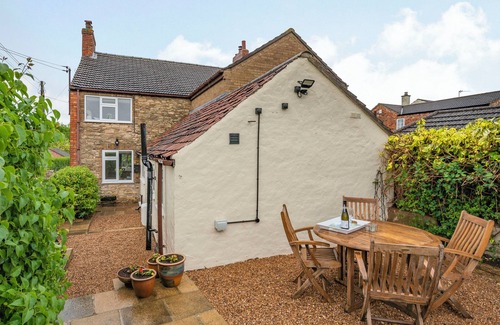 Glentham Cottage | 2 bedroom accommodation in Snitterby