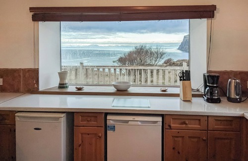 Waternish Cottage | 2 bedroom accommodation in Lower Milovaig, Glendale