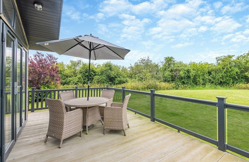 Westmarsh Ski Chalet | 2 bedroom accommodation in Monkton, Nr Ramsgate