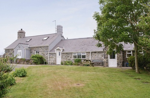 Garn Fadryn Cottage | 2 bedroom accommodation in Aberdaron