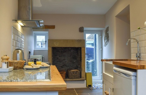 Great Longstone Cottage | 2 bedroom accommodation in Bakewell