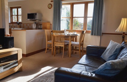 Shebbear Cottage | 2 bedroom accommodation in Shebbear, near Beaworthy