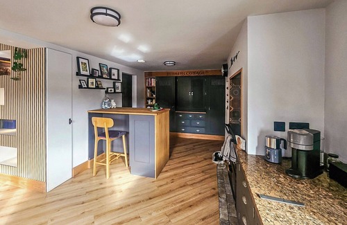 Sutton Maddock Cottage | 2 bedroom accommodation in Beckbury