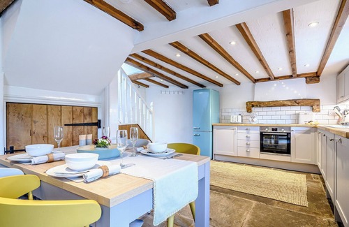 Blakeney Cottage | 2 bedroom accommodation in Blakeney, near Lydney