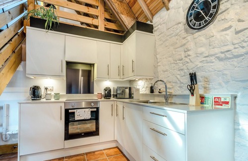 Clevedon Cottage | 2 bedroom accommodation in Clevedon