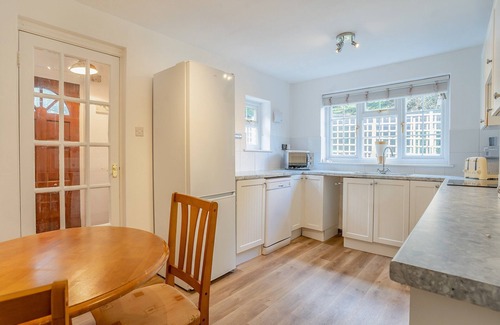 Draethen Cottage | 2 bedroom accommodation in Rudry, Near Cardiff