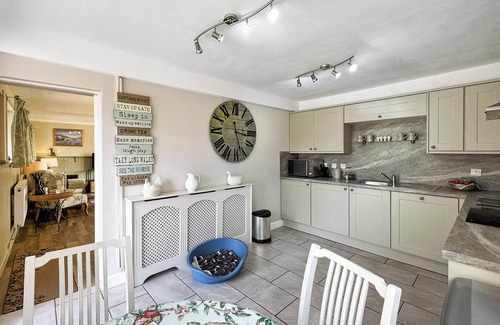 Ellesmere Cottage | 2 bedroom accommodation in Ellesmere