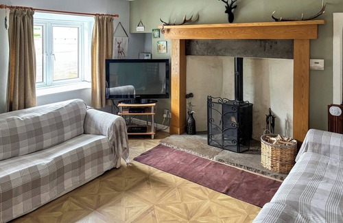 Glenlivet Cottage | 2 bedroom accommodation in Auchnarrow, near Tomintoul