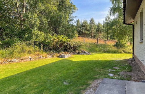 Kingussie Cottage | 2 bedroom accommodation in Inveruglas, near Kingussie