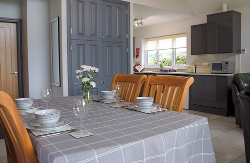 Longford Cottage | 2 bedroom accommodation in Crickheath, near Oswestry