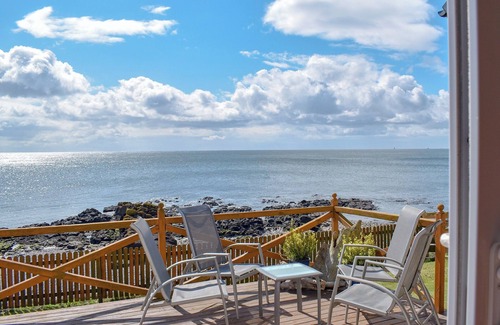 Johnshaven Cottage | 2 bedroom accommodation in Johnshaven, near Montrose