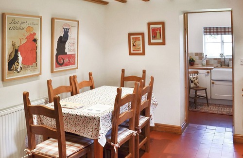 Padeswood Cottage | 2 bedroom accommodation in Dobshill, near Chester