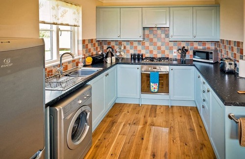 Palgrave Ski Chalet | 2 bedroom accommodation in Palgrave, Diss