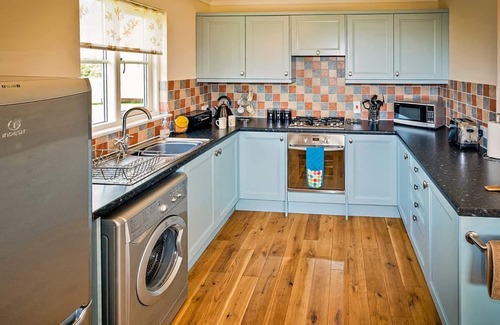 Palgrave Ski Chalet | 2 bedroom accommodation in Palgrave, Diss