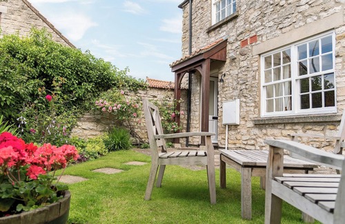 Pickering Cottage | 2 bedroom accommodation in Pickering