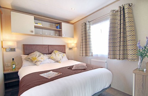 Ringwood House | 2 bedroom accommodation in St. Leonards, Ringwood