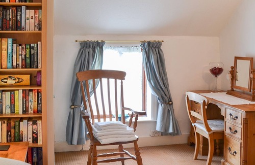 Stodmarsh Cottage | 2 bedroom accommodation in Westbere, near Canterbury