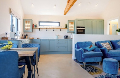 Cowes Cottage | 2 bedroom accommodation in Thorness