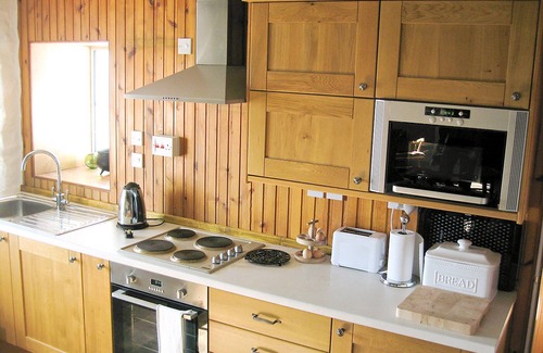 Waternish Cottage | 2 bedroom accommodation in Boreraig, near Dunvegan
