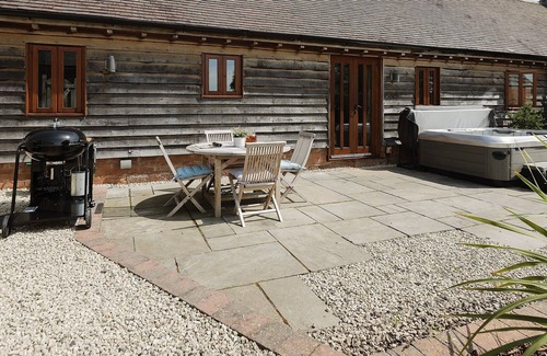 Shrawley Cottage | 2 bedroom accommodation in Lineholt, near Stourport-on-Severn