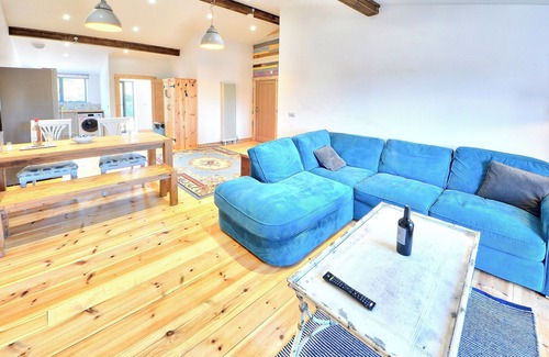 Ningwood Cottage | 2 bedroom accommodation in Wellow, near Yarmouth