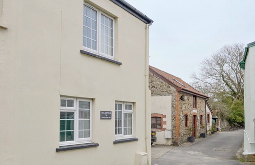 Instow Cottage | 2 bedroom accommodation in Instow, near Bideford