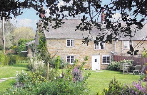 Bridport Cottage | 2 bedroom accommodation in North Chideock, near Bridport